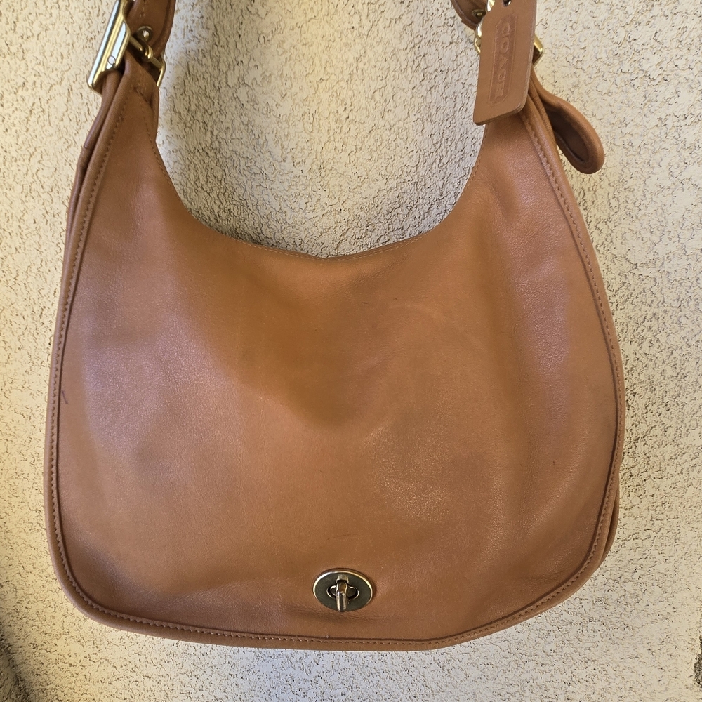 Coach 9718 Legacy Crescent Brown Beige Tan Camel Saddle Messenger Bag Purse